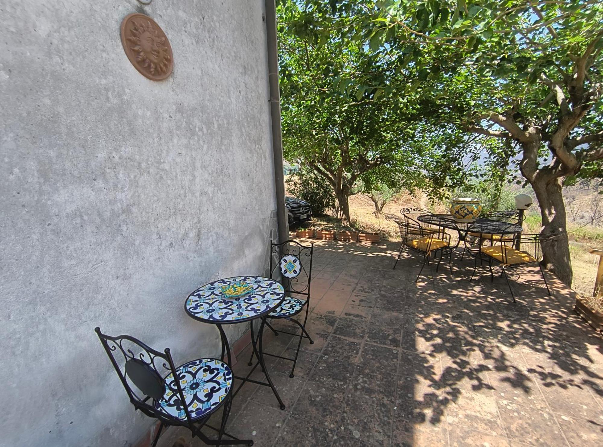 L'Antica Quercia B&B Castell'Umberto Exterior photo